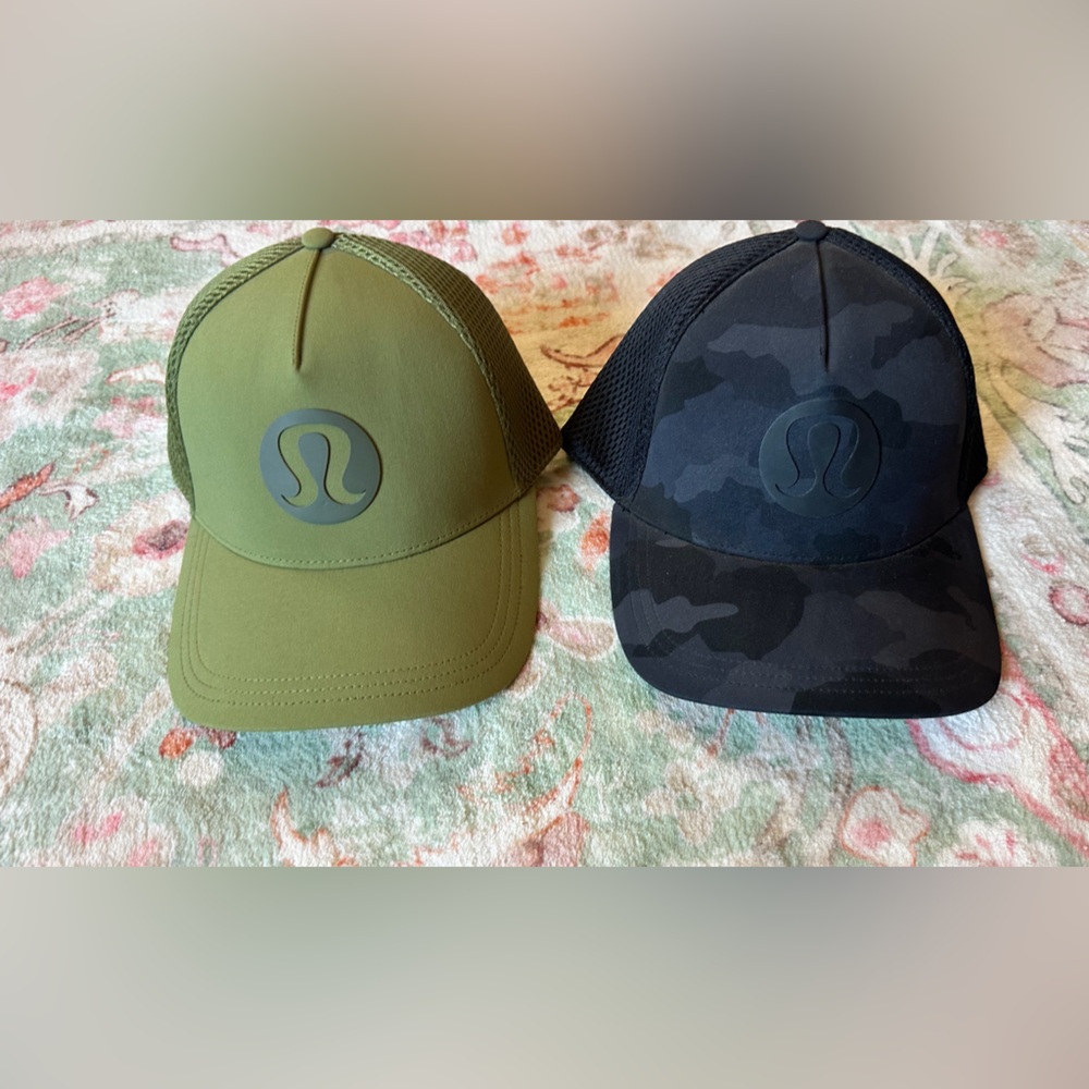 lululemon athletica Green and Camo Black Hats